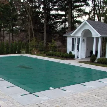 Doheny's 15 Year Solid Safety Cover for 20x40 ft Rectangular Pool, Green