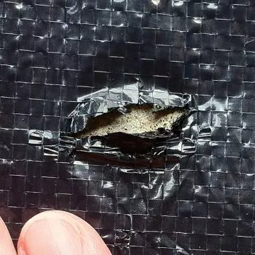 Cover with a hole to be fixed with Patch Kit for Winter Covers