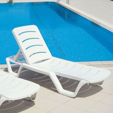 Doheny's Deluxe Adjustable Chaise Lounge, White