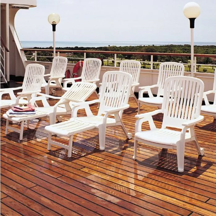 Grosfillex Bahia Extra-Wide Stacking Deck Chairs, White | Shop