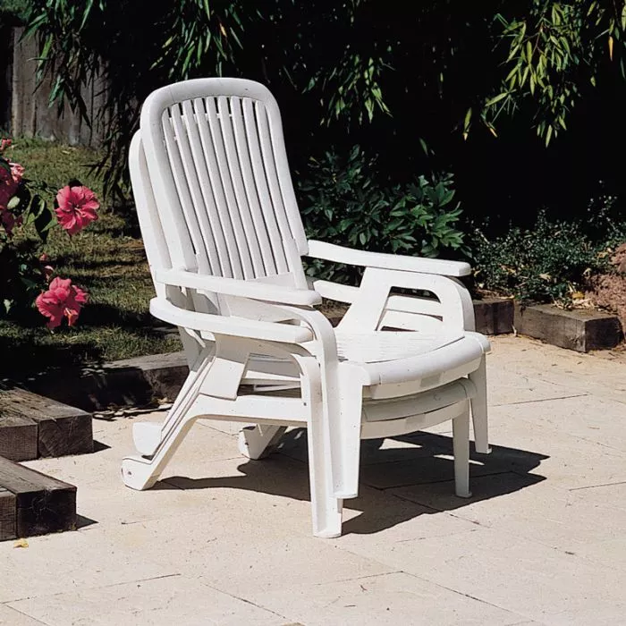 Grosfillex Bahia Extra-Wide Stacking Deck Chairs, White | Shop